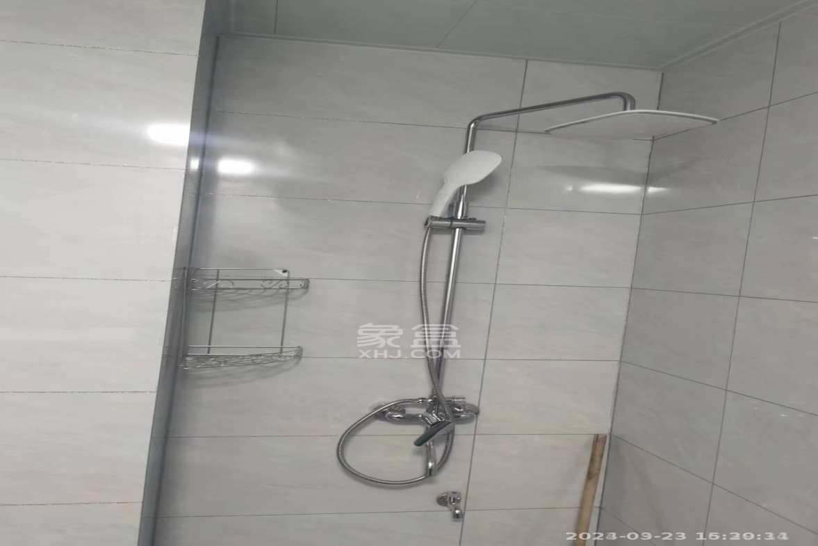 朗廷览江  1室1厅1卫   1700.00元/月室内图