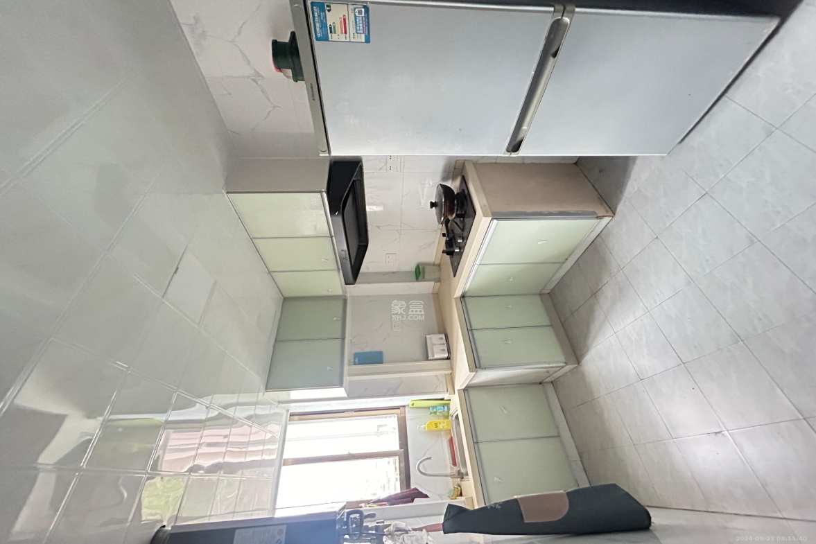 建工集团单位房  3室1厅1卫   2500.00元/月室内图