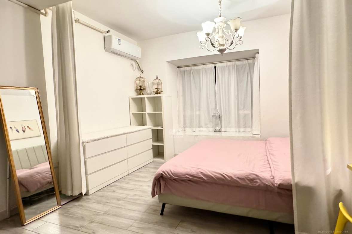 芙蓉万国城MOMA(卓越汇富苑) 1室1厅1卫 1800.0元/月 芙蓉万国城MOMA(卓越汇富苑) 1室1厅1卫 1800.0元/月室内图