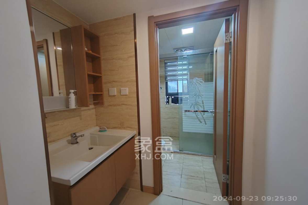 万科魅力之城  2室1厅1卫   2200.00元/月室内图