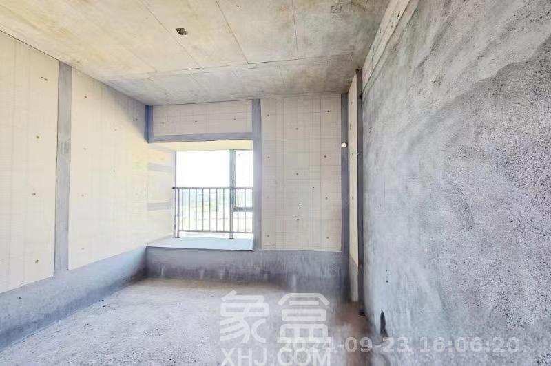 润和星河玥  4室2厅2卫   2000.00元/月室内图