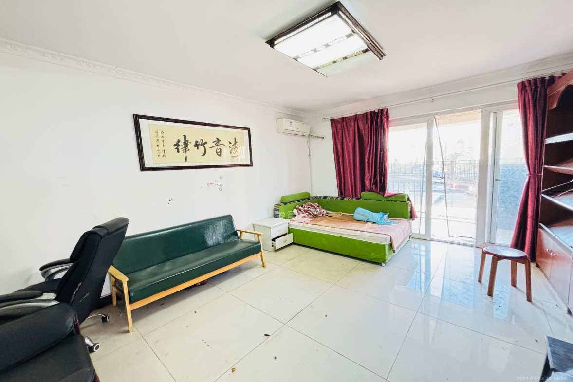 清政园（青政家园）  2室2厅1卫    1600.0元/月室内图1