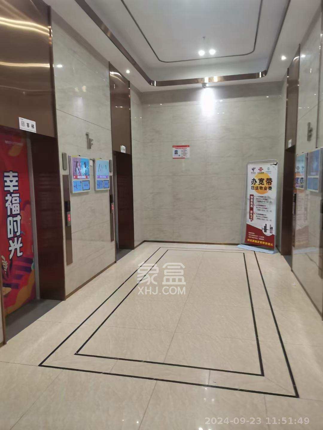 万润时光里  1室1厅1卫   1600.00元/月室内图1
