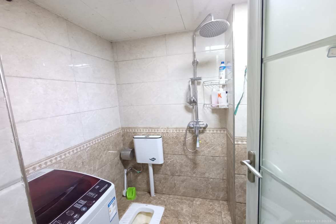 保利麓谷林语I区  1室1厅1卫    1500.0元/月室内图