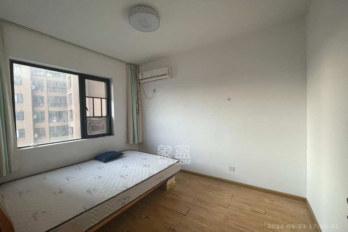 新盛珑璟台  2室2厅1卫    2300.0元/月 新盛珑璟台  2室2厅1卫    2300.0元/月室内图