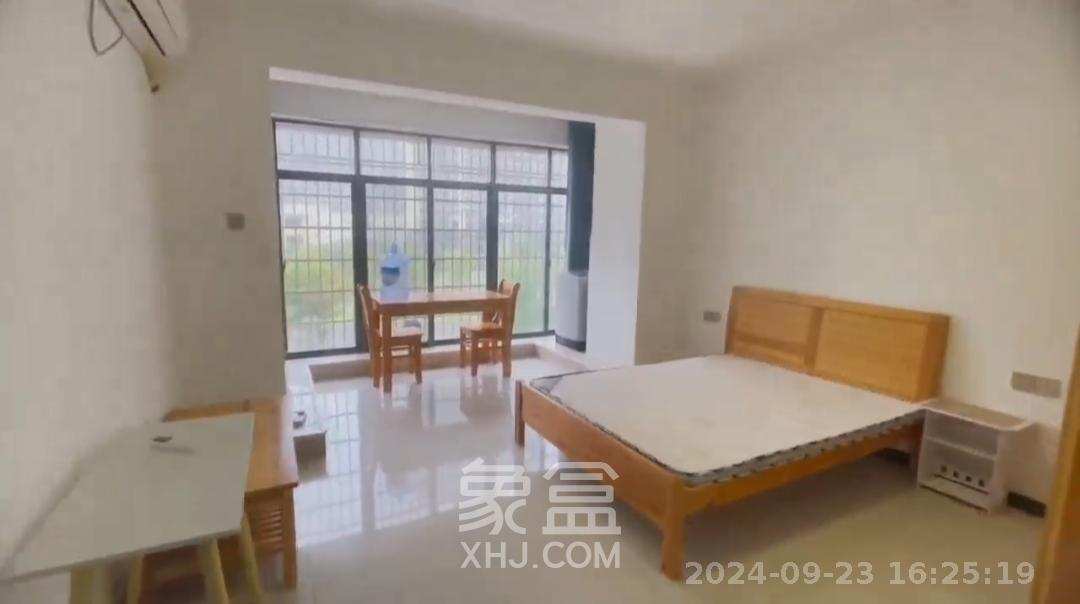 桥头家苑一期  1室1厅1卫   1200.00元/月室内图1