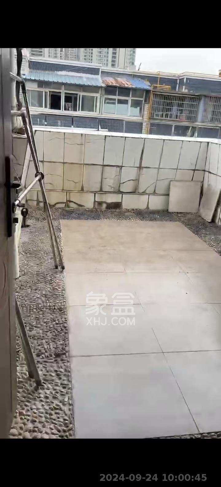 中江锦城  3室2厅2卫   1800.00元/月室内图