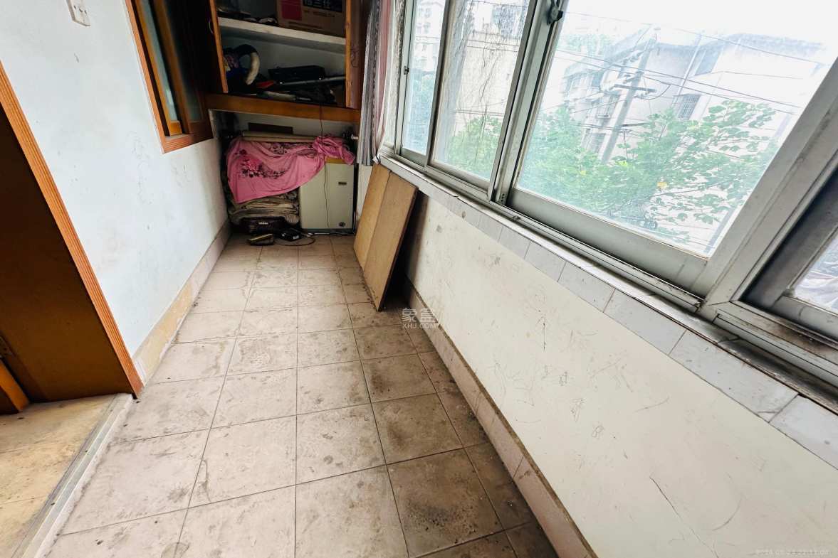 东瓜山二村  1室0厅0卫   1200.00元/月室内图