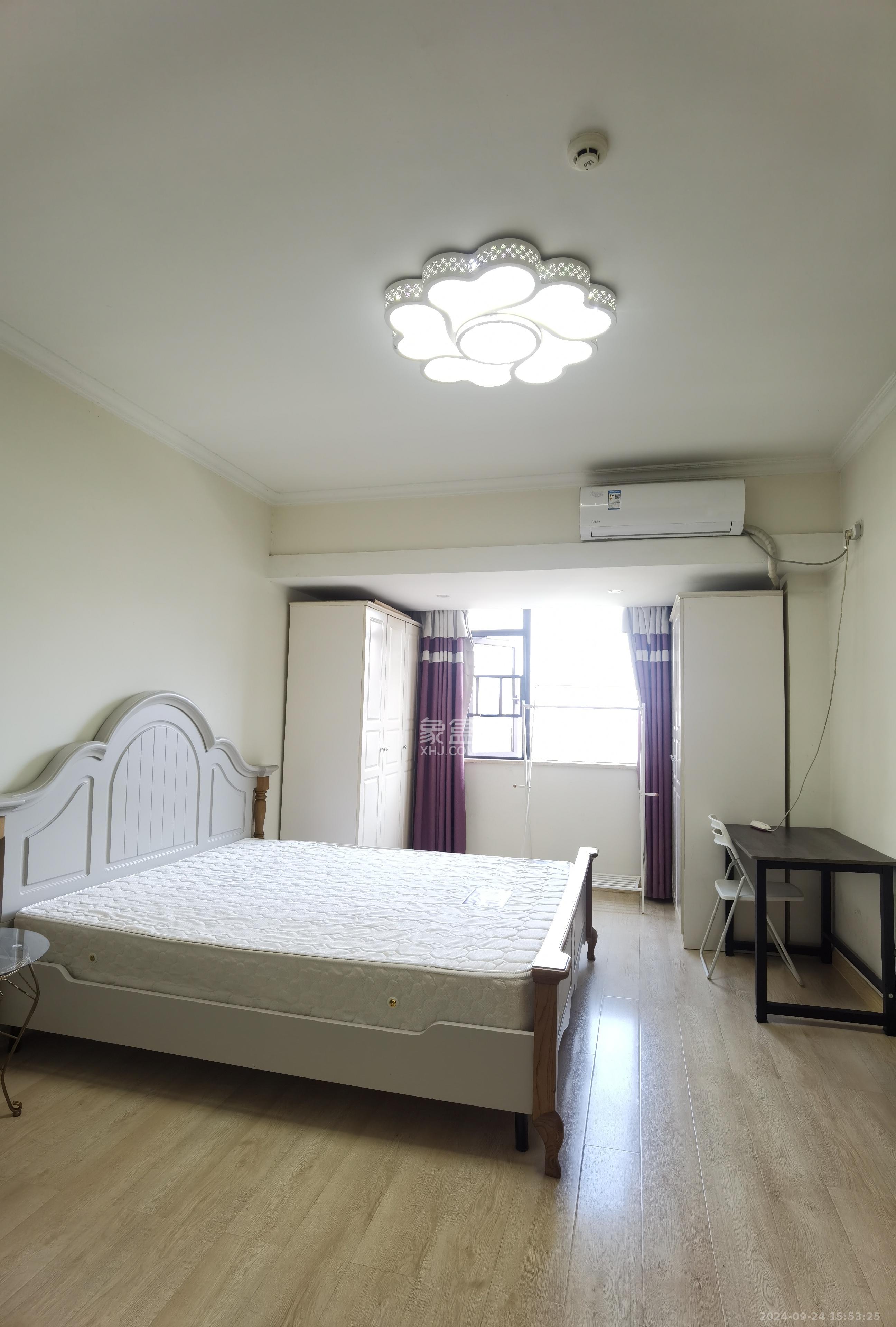 五江天街北区  1室1厅1卫    1500.0元/月