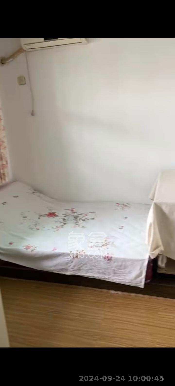 中江锦城  3室2厅2卫   1800.00元/月室内图