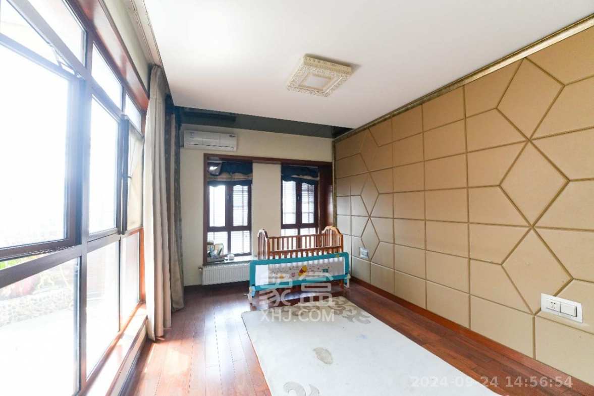 奥林匹克花园  4室2厅3卫   5500.00元/月室内图