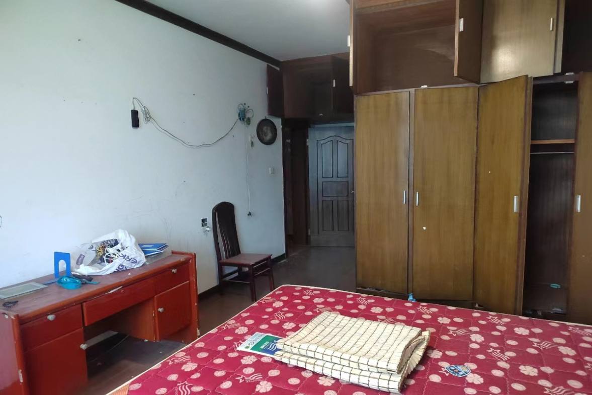 金山花园+煤碳公司  3室2厅1卫   1080.00元/月室内图