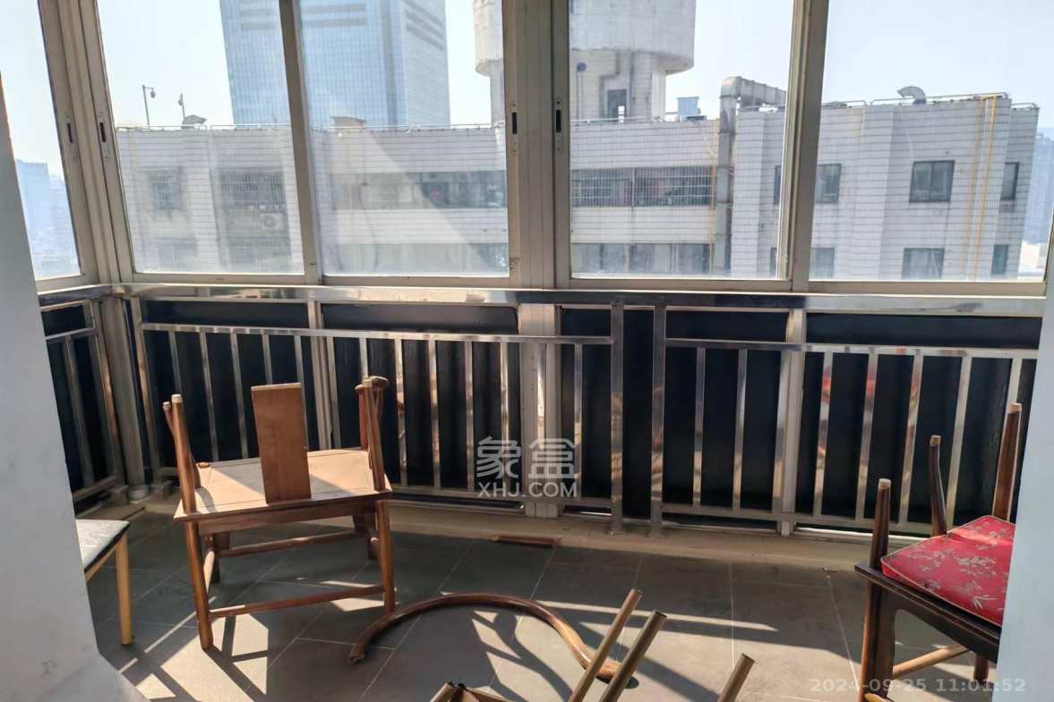 新世界百货(湖南供销大厦)  5室2厅1卫    7000.0元/月 新世界百货(湖南供销大厦)  5室2厅1卫    7000.0元/月室内图