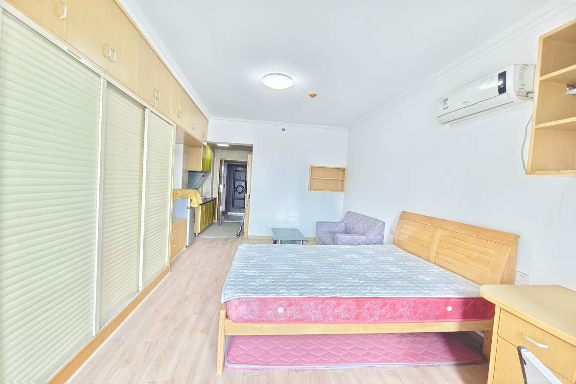 万象凯旋湾  1室1厅1卫    1500.0元/月室内图