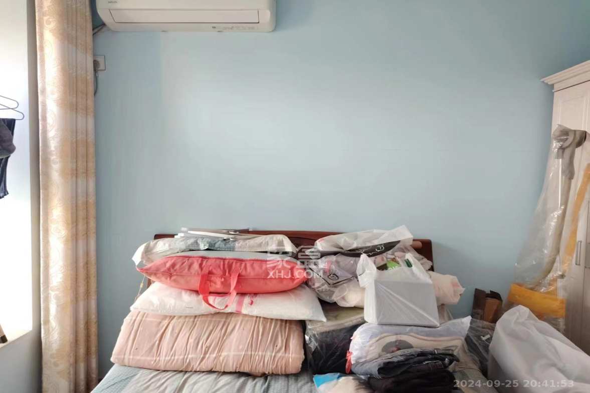 山语城二期  3室2厅1卫    2000.0元/月 山语城二期  3室2厅1卫    2000.0元/月室内图