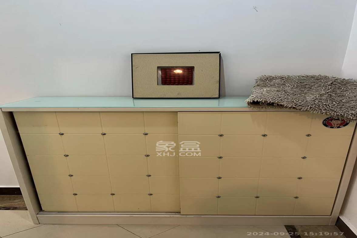恒大名都  4室2厅2卫   2200.00元/月室内图