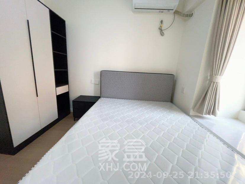 尚东金河湾  4室2厅2卫   4200.00元/月室内图