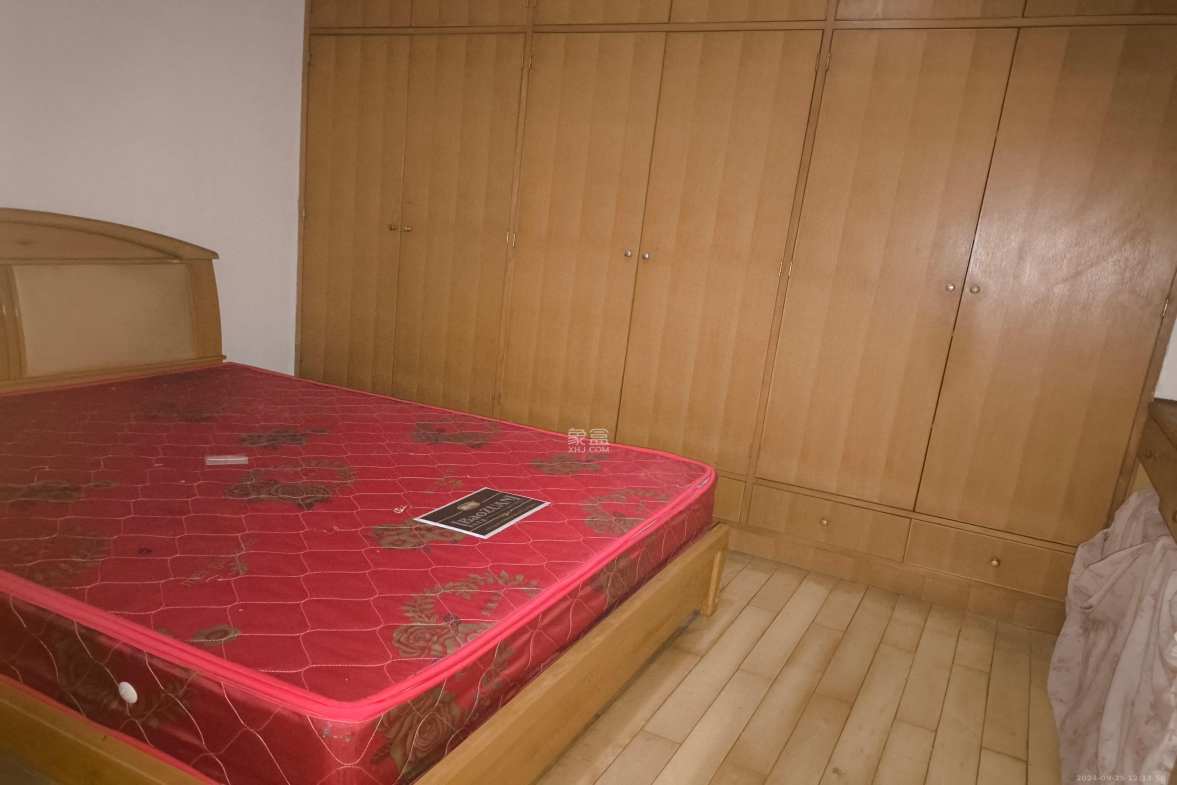向韶村  3室2厅1卫   1900.00元/月室内图