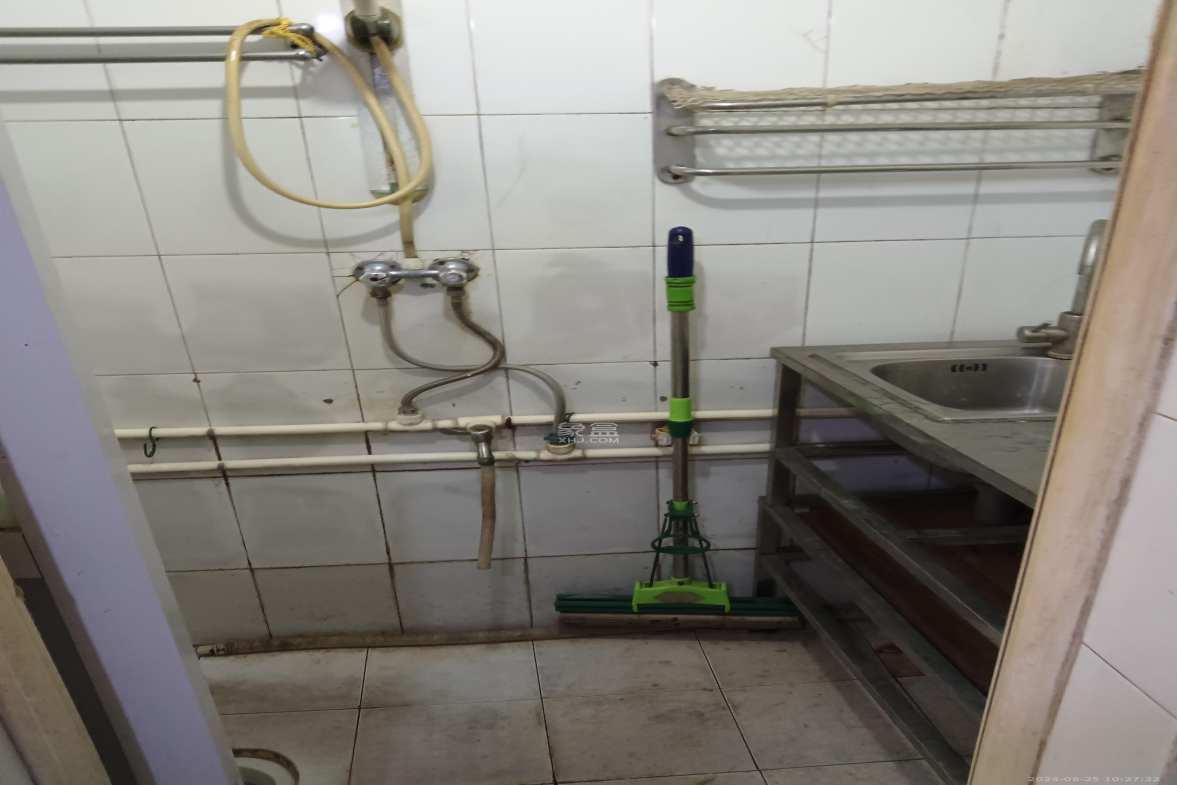 荷叶塘社区（雨花区）  1室1厅1卫   1300.00元/月室内图