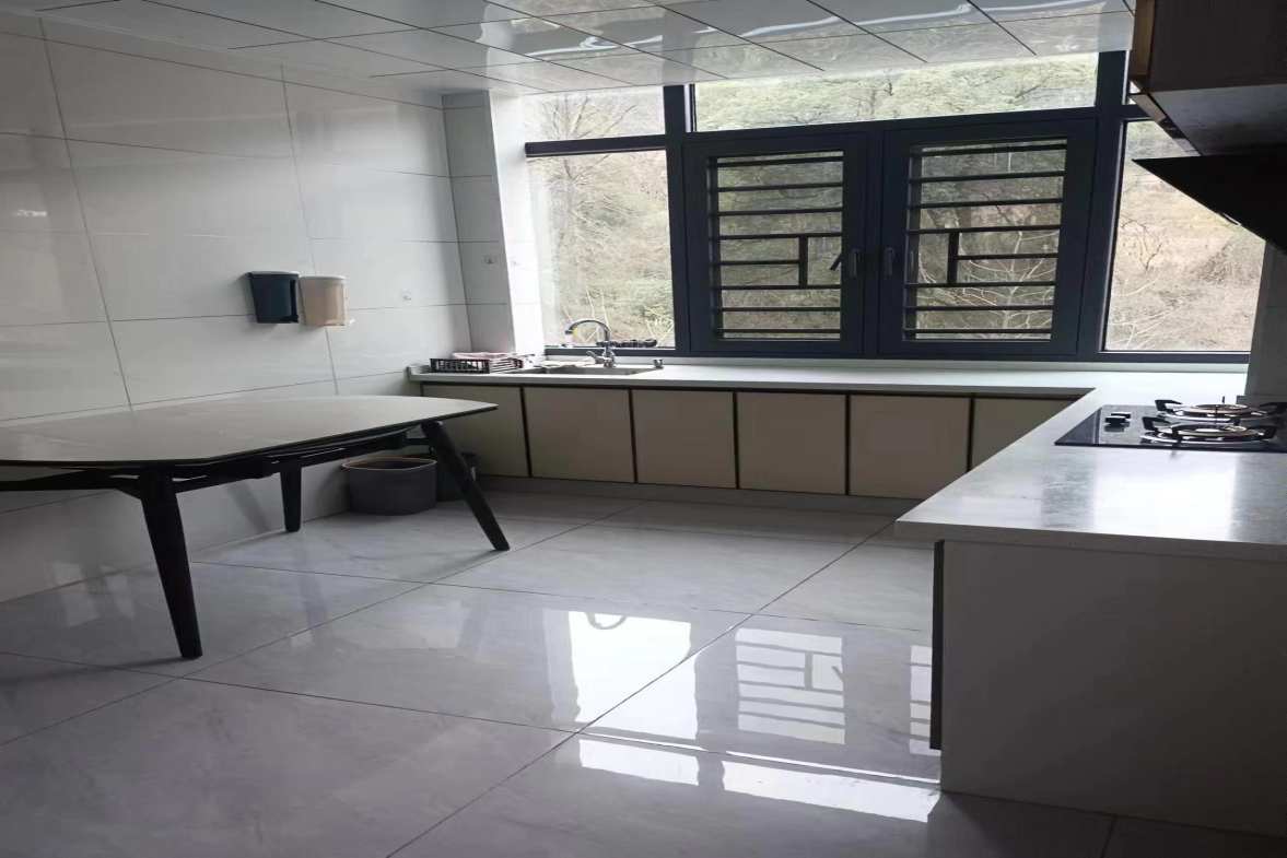 星海名都  1室1厅1卫    1400.0元/月室内图