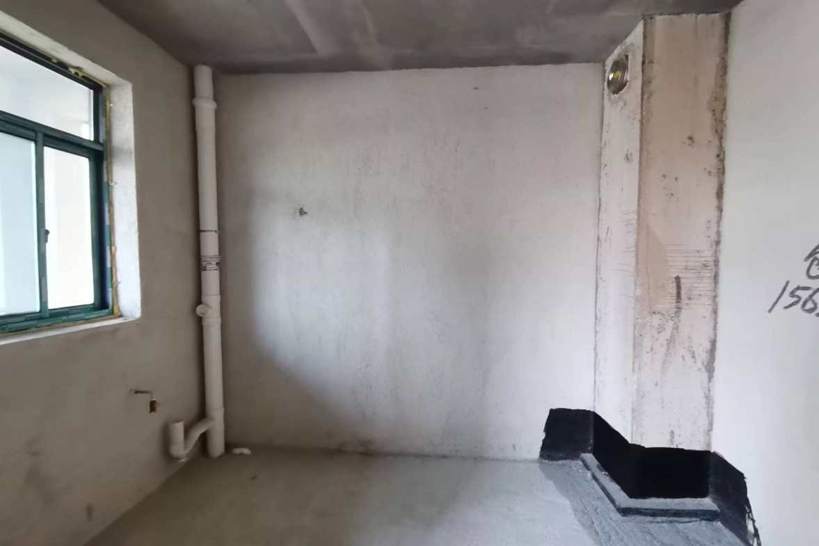 金色阳光  4室2厅2卫    64.0万 金色阳光  4室2厅2卫    64.0万室内图