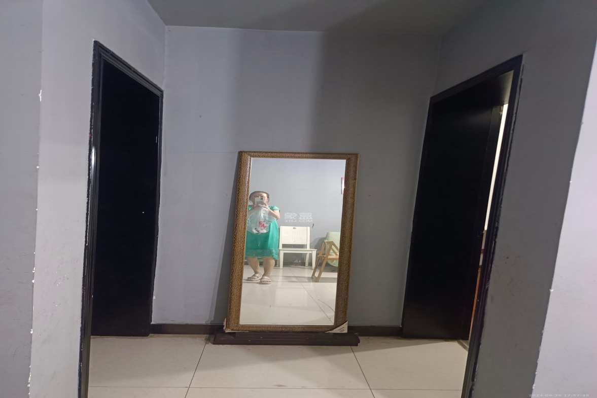 长重机械厂宿舍  2室2厅1卫    1600.0元/月室内图