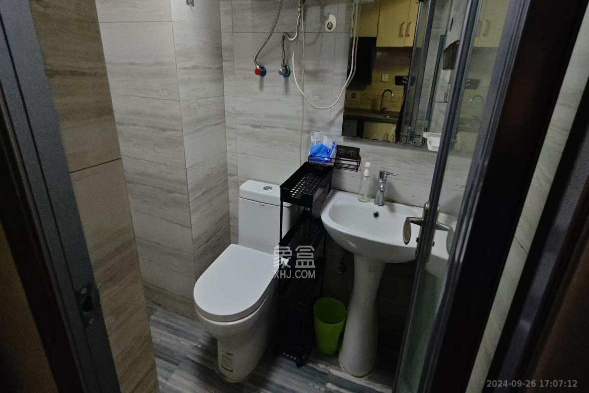 拿铁空间  1室1厅1卫   1300.00元/月室内图