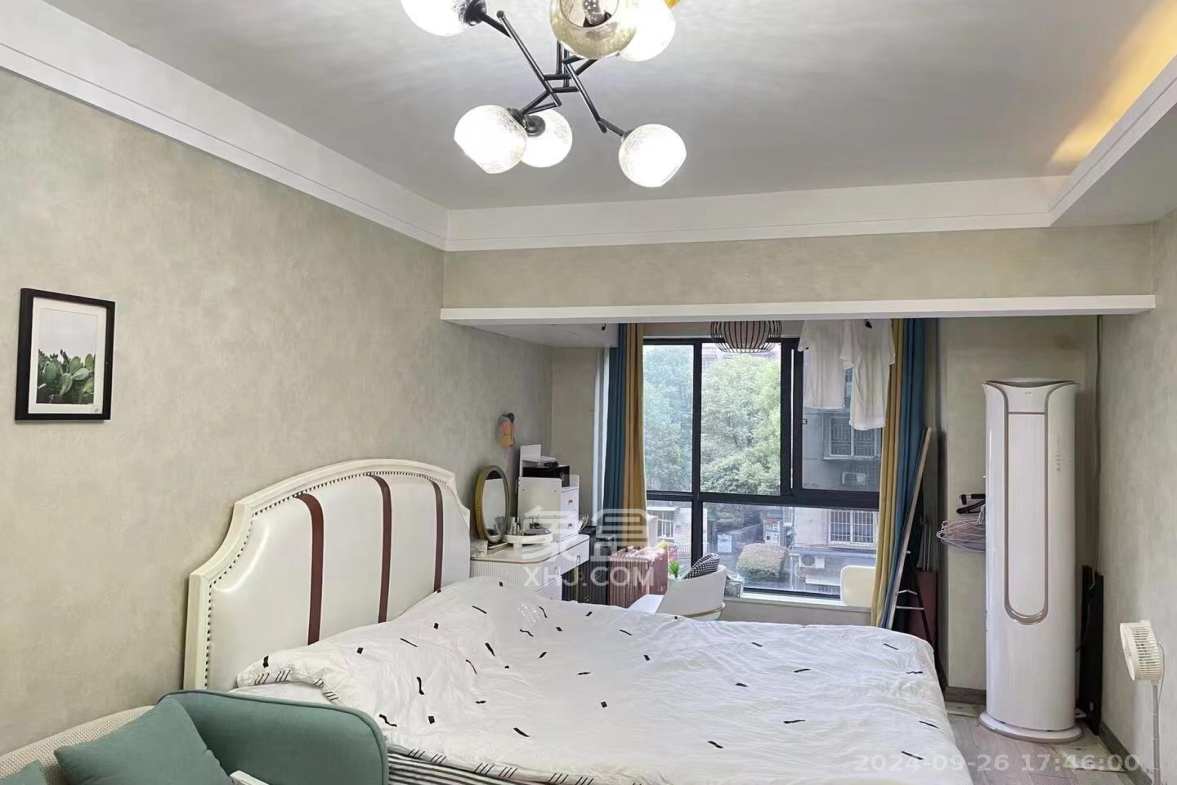 拿铁空间  1室1厅1卫   1800.00元/月室内图1