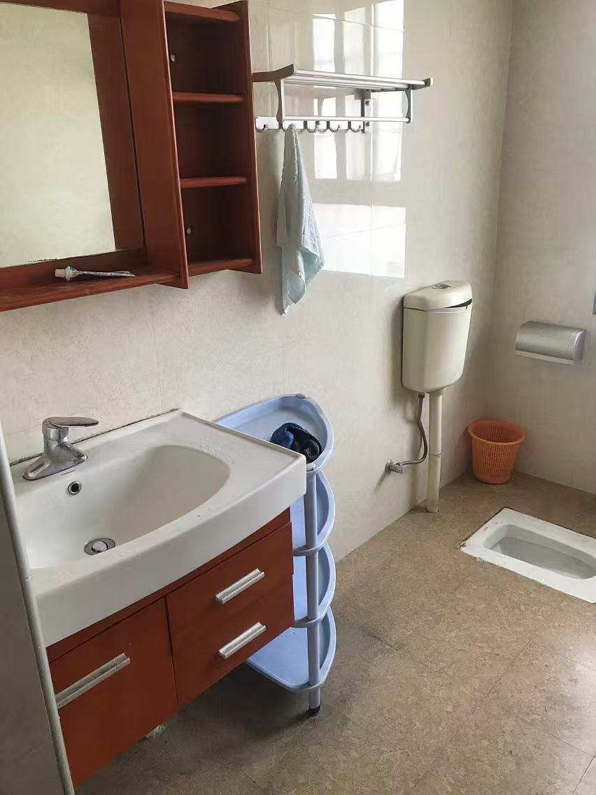 一品恒城 2室2厅1卫 1200.0元/月 一品恒城 2室2厅1卫 1200.0元/月室内图