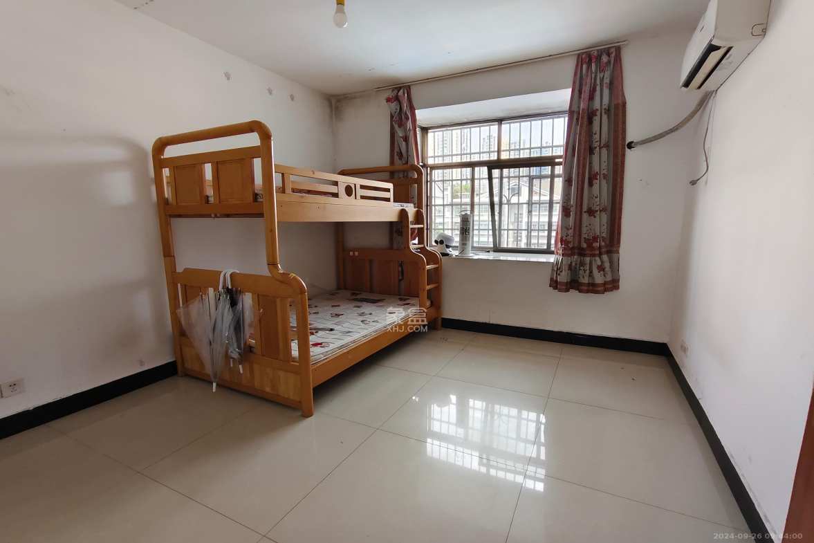 兴联母山小区  2室2厅1卫    1300.0元/月室内图