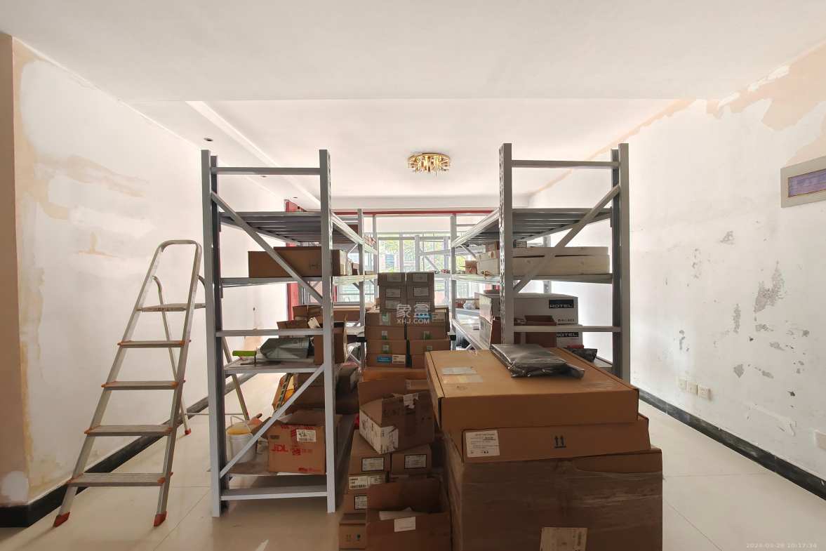 上海城小区  3室2厅2卫   2600.00元/月室内图