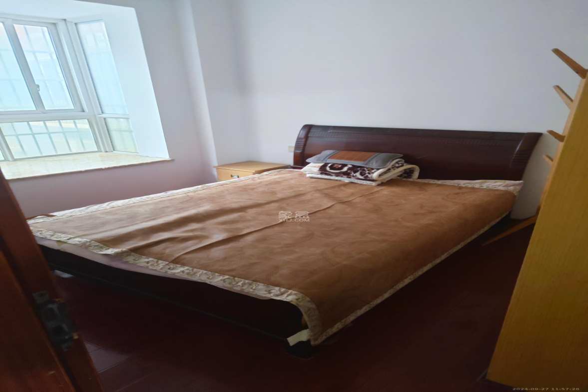 东城名苑  2室2厅1卫    1500.0元/月室内图