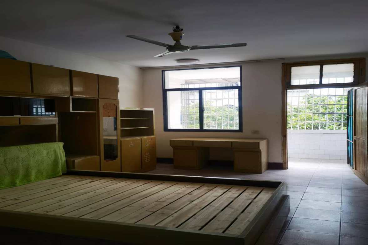 市委党校  2室1厅1卫    850.0元/月室内图