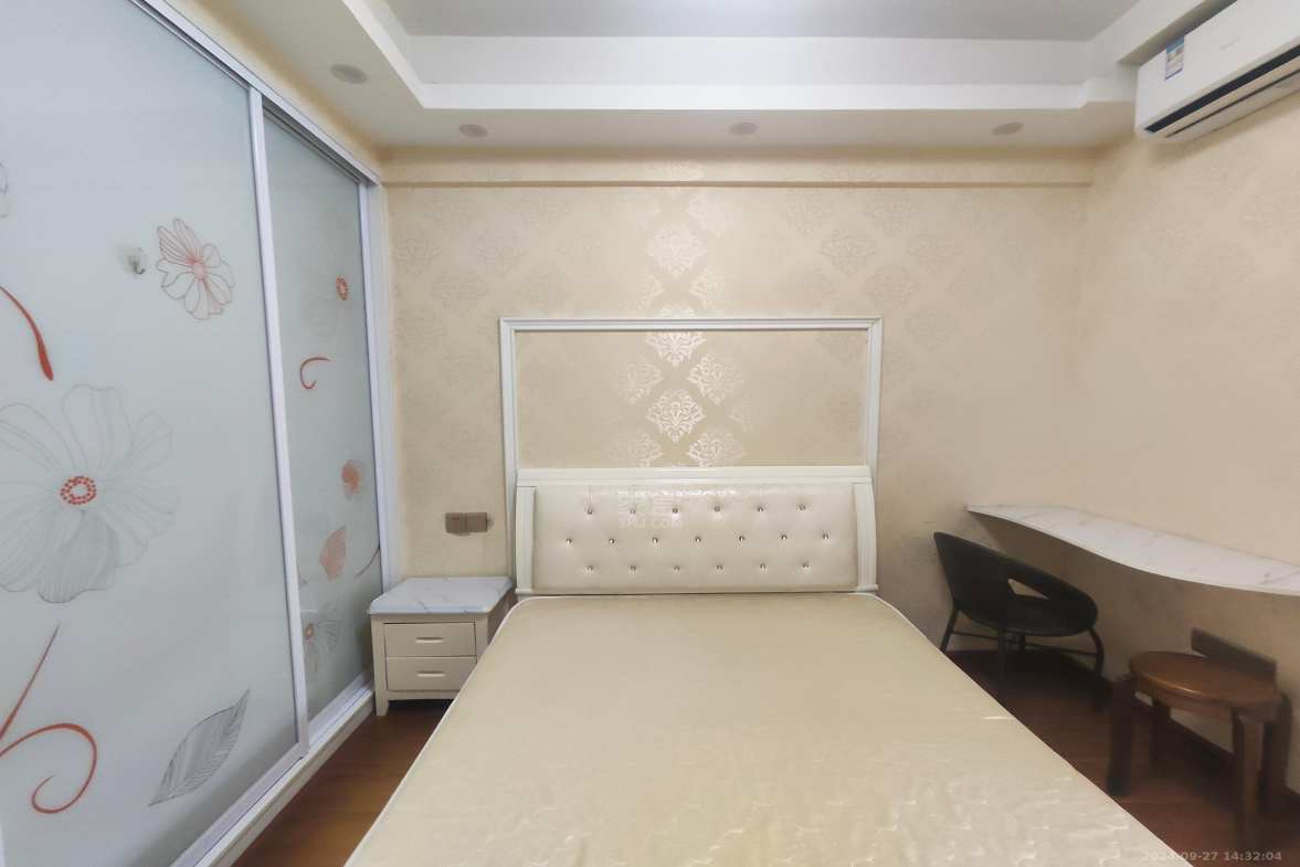 中建御山和苑  1室1厅1卫   1200.00元/月室内图