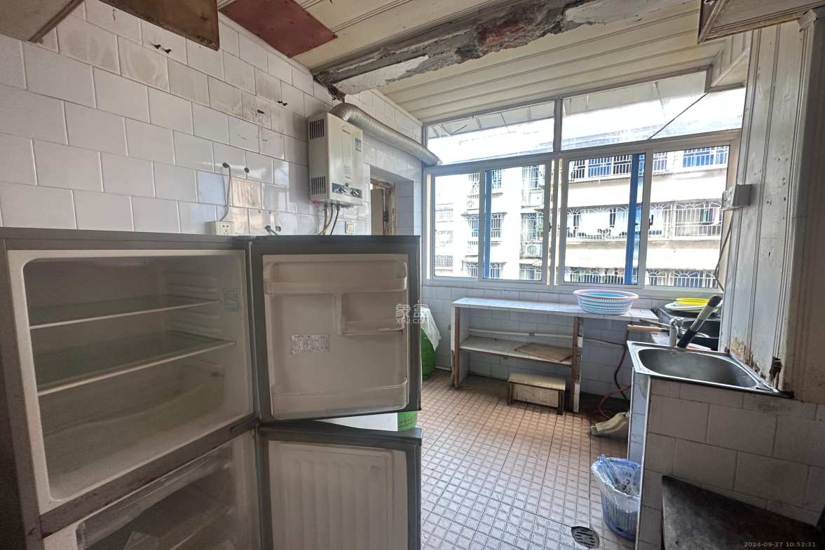 荣安宿舍  2室1厅1卫    1100.0元/月室内图