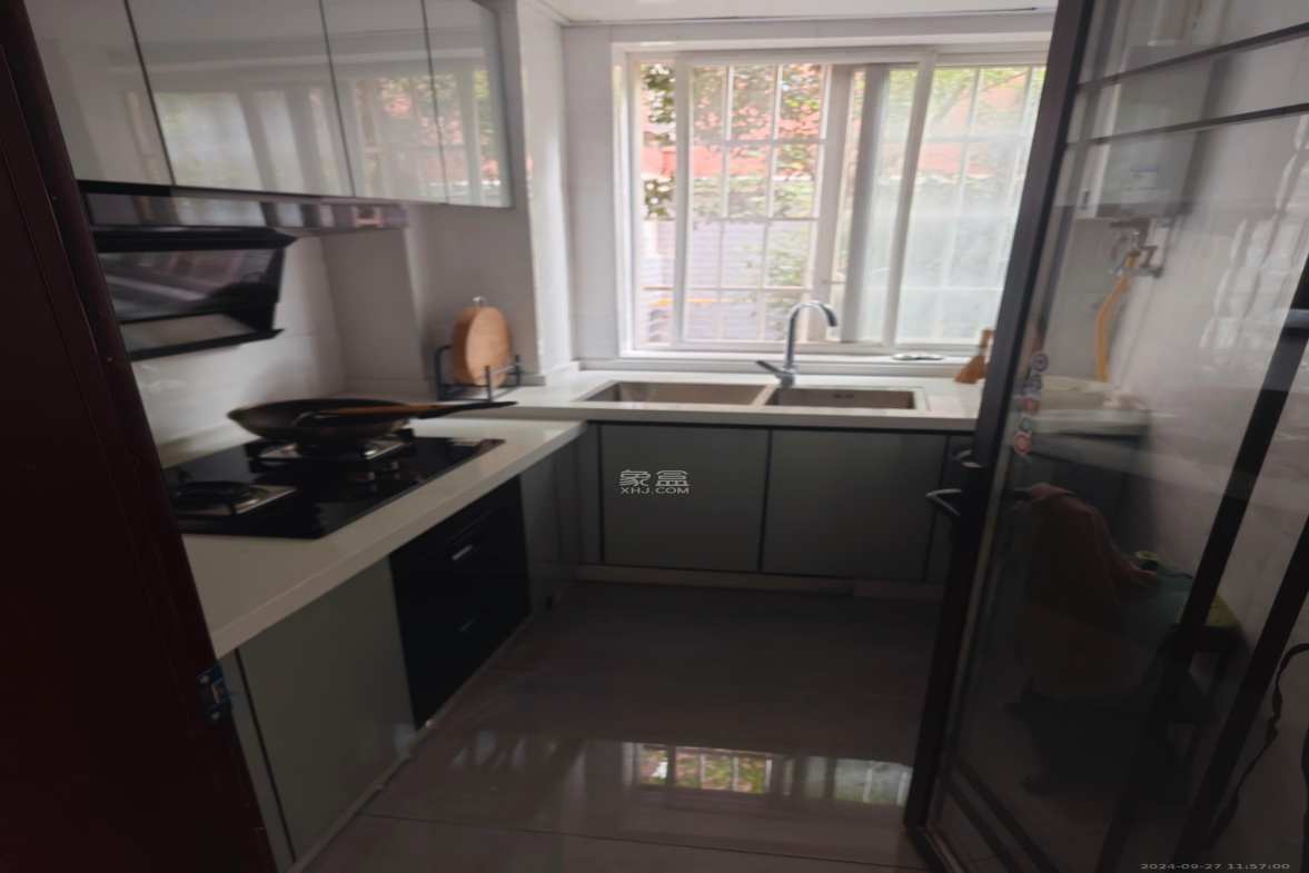 东城名苑  2室2厅1卫    1500.0元/月室内图