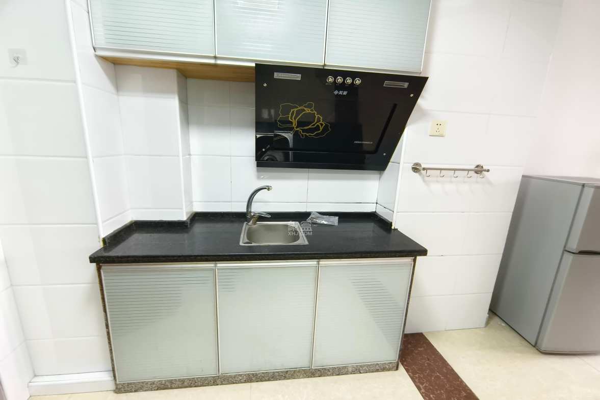 万象凯旋湾  1室1厅1卫   1400.00元/月室内图1