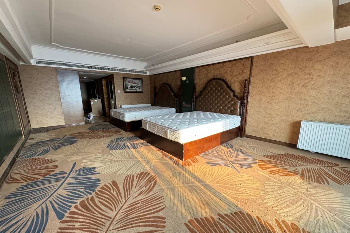 当代滨江MOMA  1室1厅1卫    2000.0元/月室内图