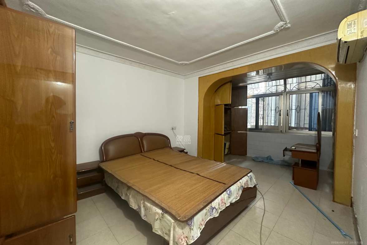 荣安宿舍  2室1厅1卫    1100.0元/月室内图