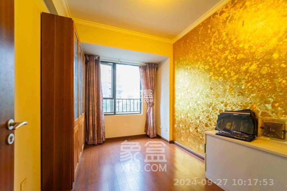 万科金域华府二期  3室2厅1卫   2500.00元/月室内图