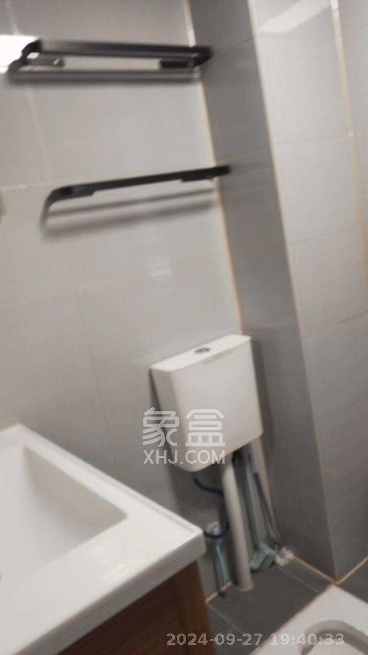 沃家苑  3室2厅2卫   2600.00元/月室内图