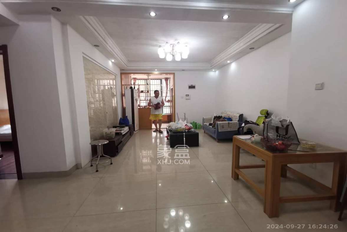 华银天际  2室2厅2卫    1800.0元/月室内图1