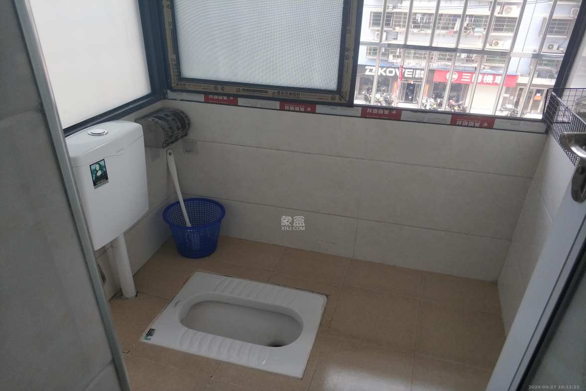 早谷塘安置小区二期  1室1厅1卫   1100.00元/月室内图