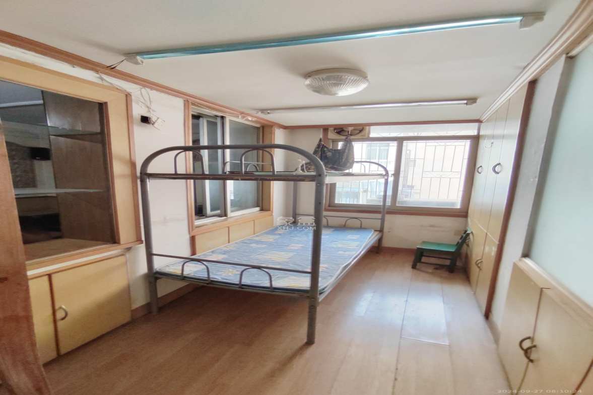 向韶村  3室1厅1卫   2200.00元/月室内图