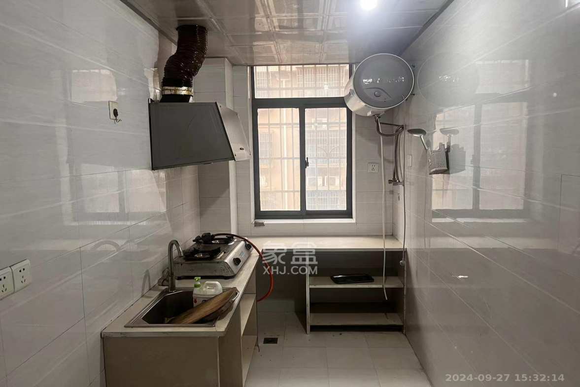 合丰安置小区  2室2厅1卫    1600.0元/月室内图