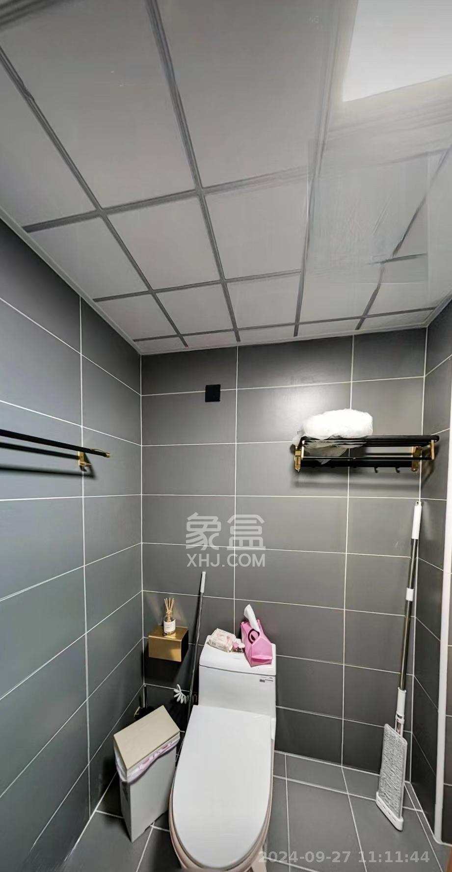 长房东旭国际 3室2厅2卫 4200.0元/月 长房东旭国际 3室2厅2卫 4200.0元/月室内图