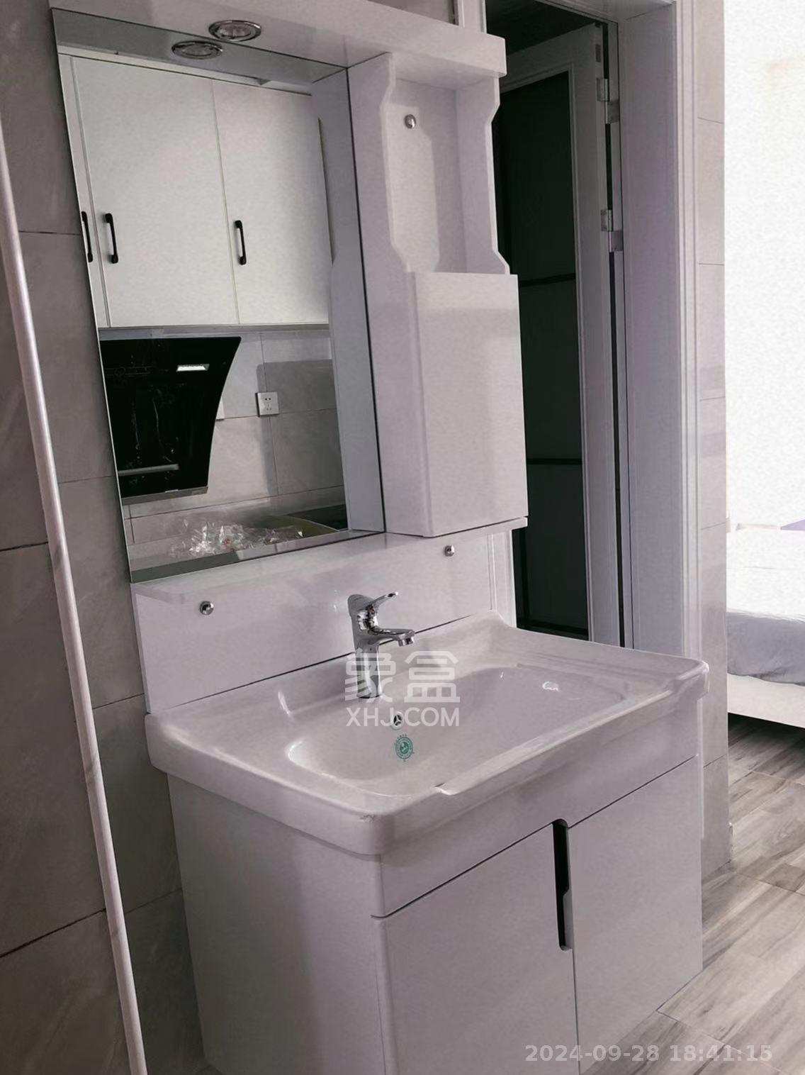 好莱城(弘德西街) 1室1厅1卫 1300.0元/月 好莱城(弘德西街) 1室1厅1卫 1300.0元/月室内图