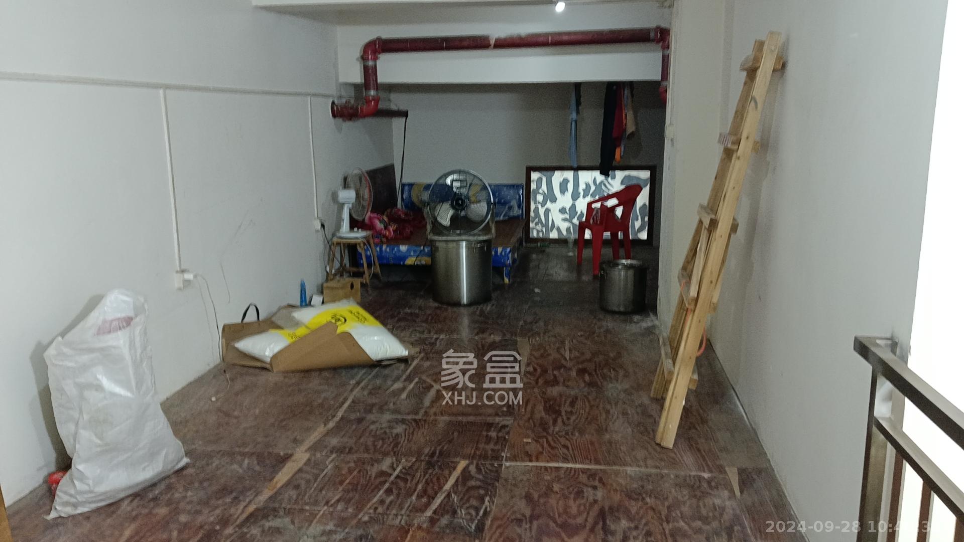 新华都万家城   58.49㎡     3200.00元/月室内图