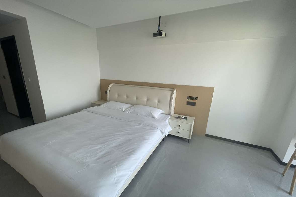 碧桂园壹中心  1室1厅1卫   1200.00元/月室内图