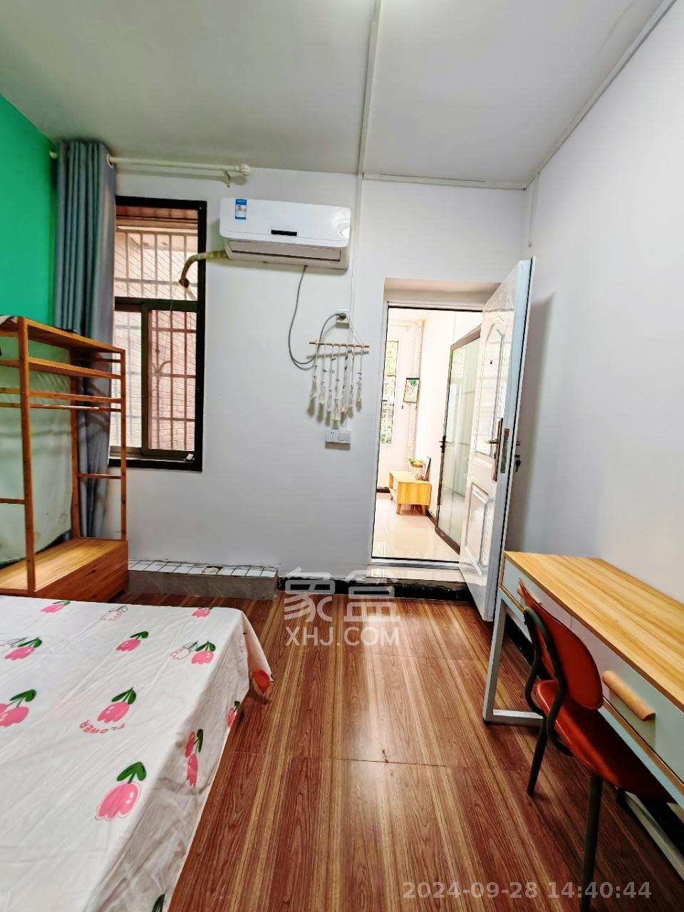 黄鹤小区2片  1室1厅1卫   1200.00元/月室内图